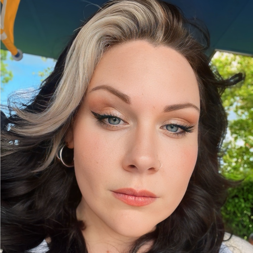 Meet your Posher, Dani